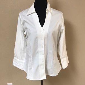 Coldwater Creek white blouse with 3/4 sleeves and tapered silhouette.  Sz Medium
